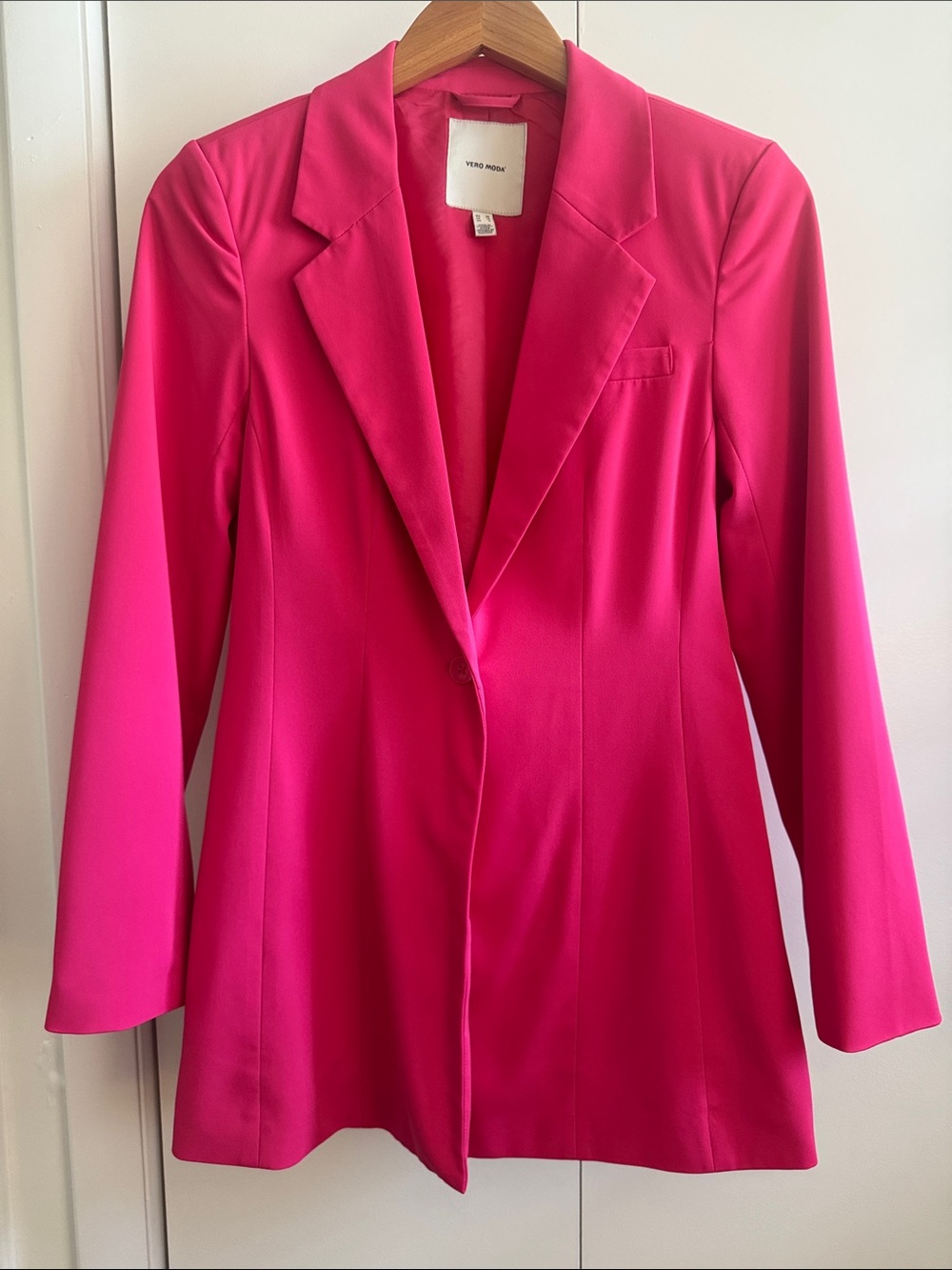 Vero Moda Vibrant Pink Single-Button Tailored Blazer